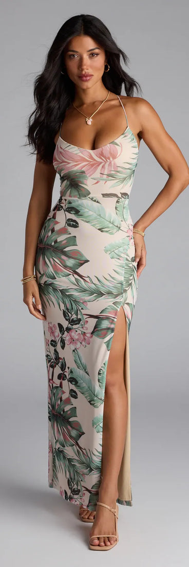 Soak up the season in the Kiss The Sun Tropical Lace-Up Slit Maxi Dress, a natural sundress styled for easy days, outdoor plans, and everything in between.