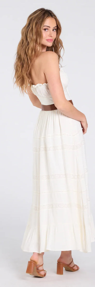 The Breezy Chic Belted A-Line Maxi Dress in ivory brings sleek style to any graduation outfit, from cap and gown to after-party.