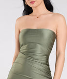 Own every entrance in the Keep It Smooth Bodycon Mini Dress, a sage green party dress perfect for milestone birthdays and grad parties, or dancing through summer nights and unforgettable bachelorette celebrations.