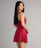 Style your seasonal looks with the Sweetest Vibe V-Neck Tie A-Line Dress, a trend-right, fall dress designed for any plan on your calendar with new and unqiue details.
