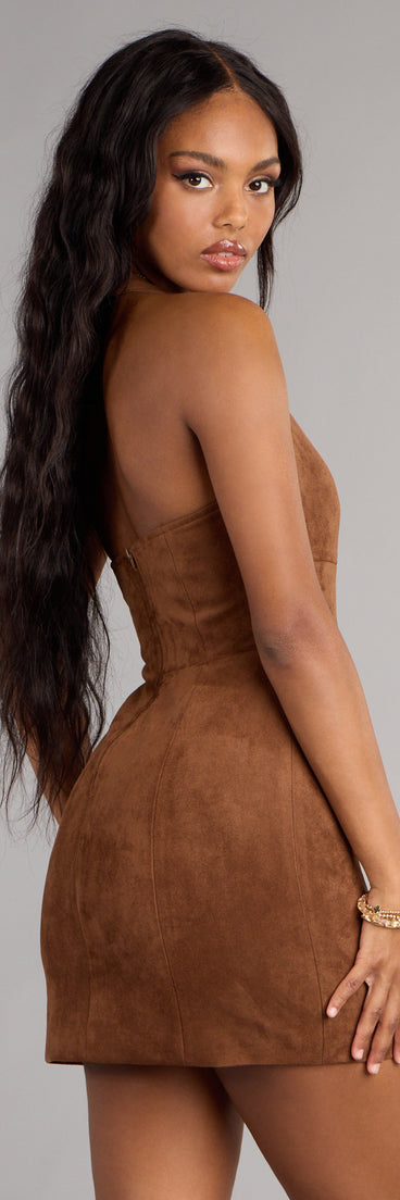 Style your seasonal looks with the Wild West Glow Lace Up Mini Dress, a trend-right, fall dress designed for any plan on your calendar with new and unqiue details.