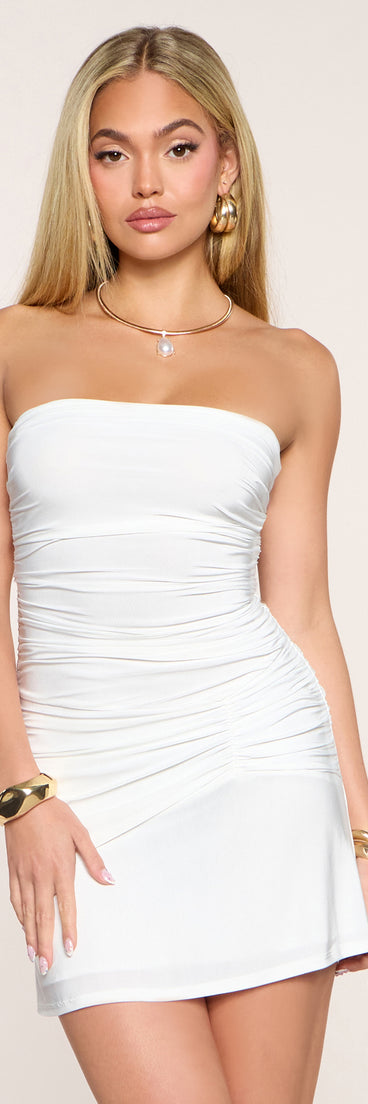 Windsor Soft Sculpt A-Line Mini Tube Dress in White | Size: L | Knit Fabric Windsor Soft Sculpt A-Line Mini Tube Dress in White | Size: L | Knit Fabric