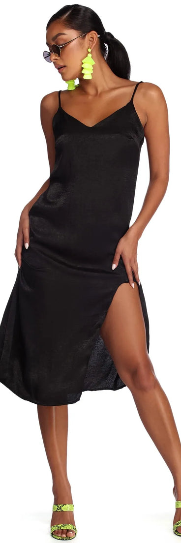 Ready For My Close-Up Midi Dress