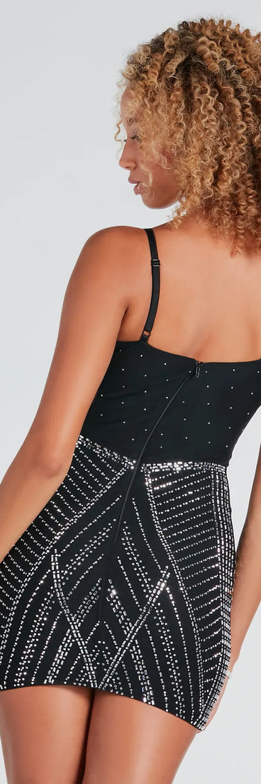 The Party Season Rhinestone V-Neck Mini Dress is a mini dress that will make a statement with its short hemline and on-trend details to have you ready for any event!
