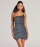 Step into seasonal chic with the Amp Up The Glitz Glitter Knit Mini Dress, a brown mini dress featuring an above-the-knee cut ideal for cocktail parties, festive gatherings, or clubwear.