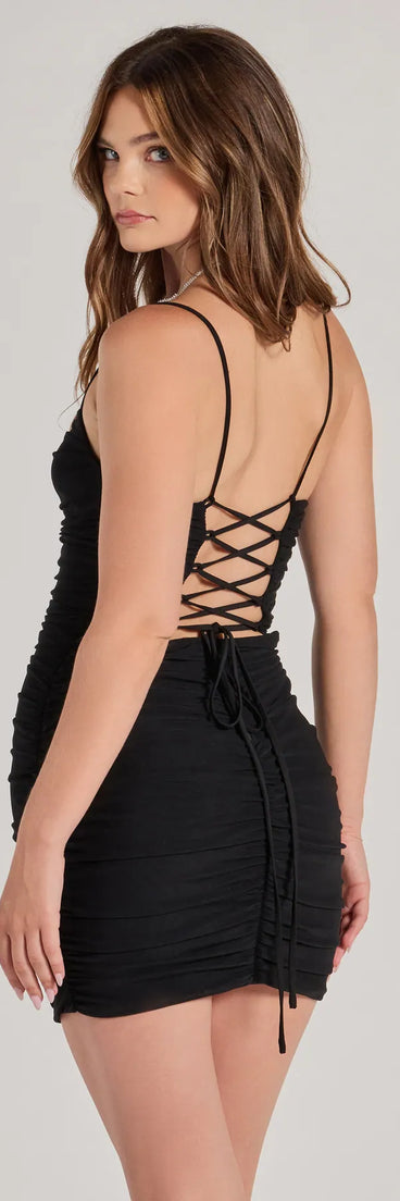 Own every entrance in the Vibrant Mood Lace-Up Bodycon Mesh Mini Dress, a black party dress perfect for milestone birthdays and grad parties, or dancing through summer nights and unforgettable bachelorette celebrations.