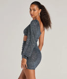 Own every entrance in the Steal The Shine Glitter Cutout Dress, a black party dress perfect for milestone birthdays and grad parties, or dancing through summer nights and unforgettable bachelorette celebrations.