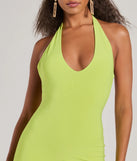 Step into seasonal chic with the Sultry Moves Plunging Halter Bodycon Mini Dress, a lime mini dress featuring an above-the-knee cut ideal for cocktail parties, festive gatherings, or clubwear.