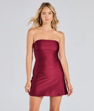 Make a bold statement in the So Your Vibe Strapless A-line Mini Dress in wine, the perfect spring dress for weddings, cocktail hours, nights out, and/or seasonal celebrations.