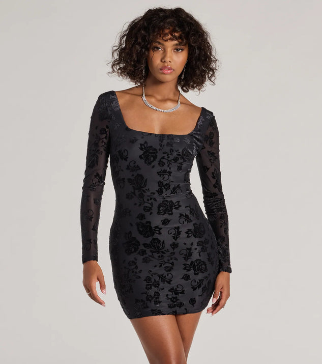 Step into seasonal chic with the Chic Allure Floral Velvet Burnout Long Sleeve Mini Dress, a multi-color mini dress featuring an above-the-knee cut ideal for cocktail parties, festive gatherings, or clubwear.