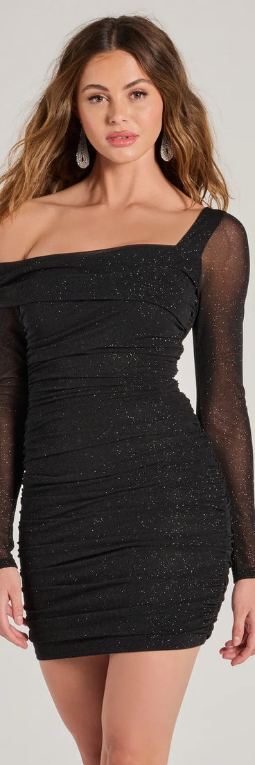 Keep it classic with the Glitzy Aura Glitter Mesh Off-Shoulder Mini Dress, a feed-worthy pick from Windsor's black homecoming dress collection made to stop their scroll from pictures to the dance floor.