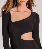 Bring high-impact style to your nightlife in the Bold Icon Cutout Bodycon Mini Dress, a bold black club dress made for dancing, parties, and unforgettable nights.
