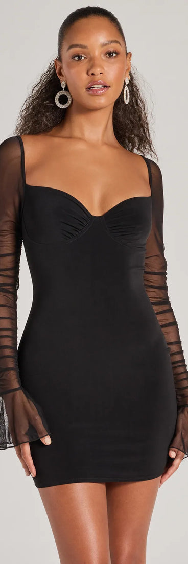 Step into seasonal chic with the Chic Affair Ruched Bell Sleeve Bodycon Mini Dress, a multi-color mini dress featuring an above-the-knee cut ideal for cocktail parties, festive gatherings, or clubwear.