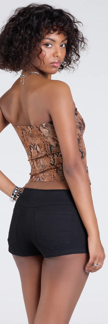 From bold to effortless, the Wildly Charming Snake Print Crop Top lets you define your vibe with brown tops that speak your style.
