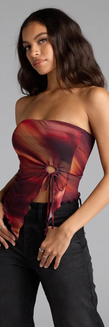 With its midriff cut and trend-forward fit, the So Fly Abstract Slit Crop Top is a multi-color crop top made to pair with skirts, denim, or whatever vibe you're feeling this season.