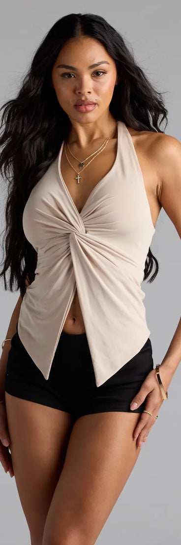 Complete your look with the Routinely Cute Halter Knot Crop Top, a trendy taupe top that’s ready to pair with anything in your fall rotation.