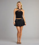 Complete your look with the All Eyes On You Hoop Cutout Top, a trendy top that’s ready to pair with anything in your fall rotation.