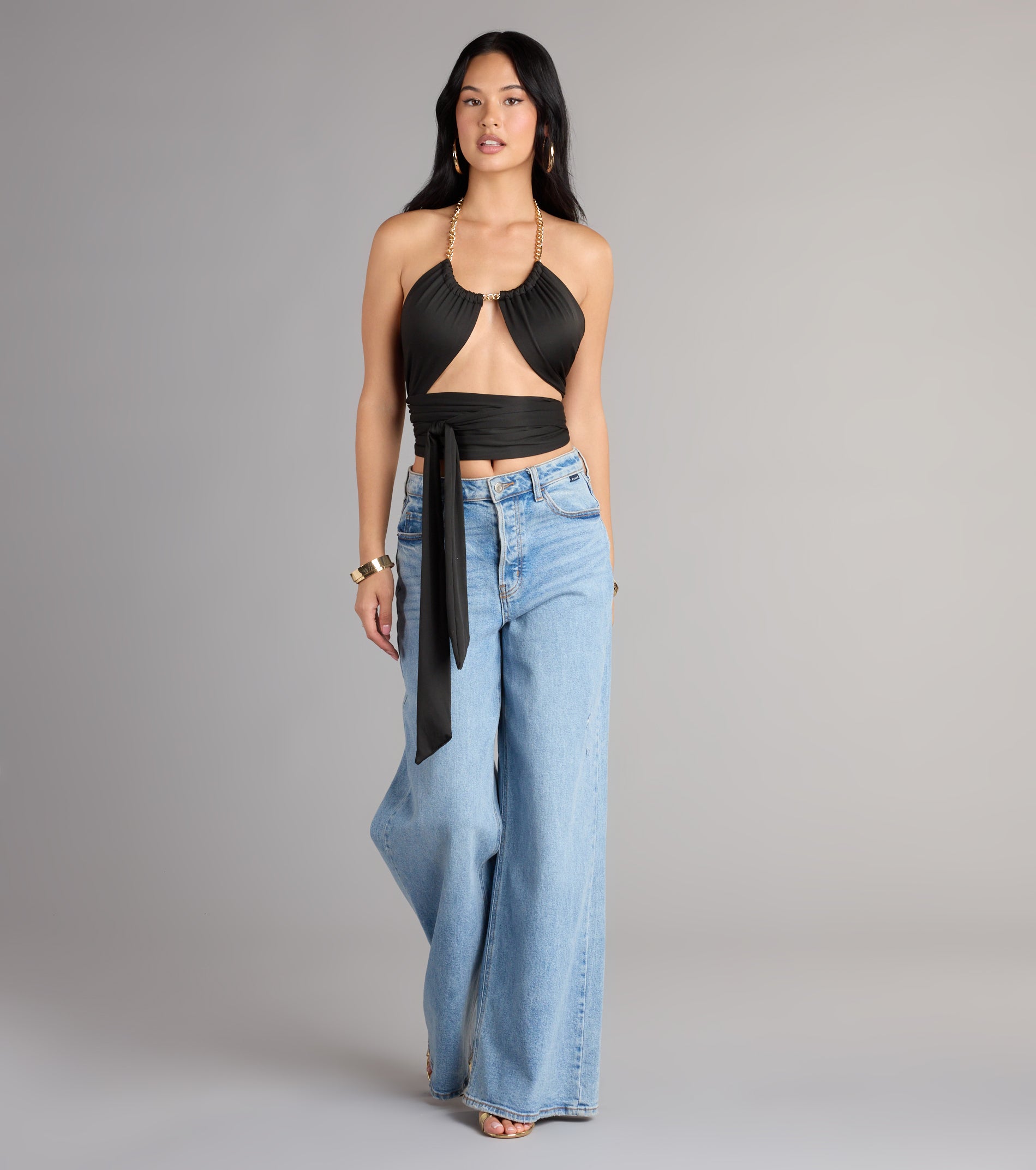 ︎素ㄘゃ Chain Reaction Wrap Halter Top | Windsor
