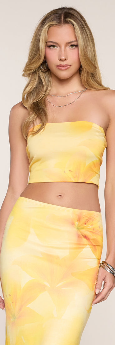 Sandy Shores Tropical Floral Crop Top