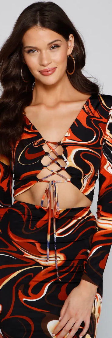 Stunning And Chic Swirl Crop Top