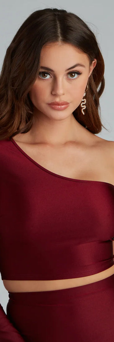 Flirtatious Fashionista Crop Top