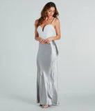 Get ready for any event with the Moment Of Glam Pearl Strap Corset Top in ivory, an essential start to creating a versatile holiday outfit for women for holiday parties, cocktail hours, or NYE events.