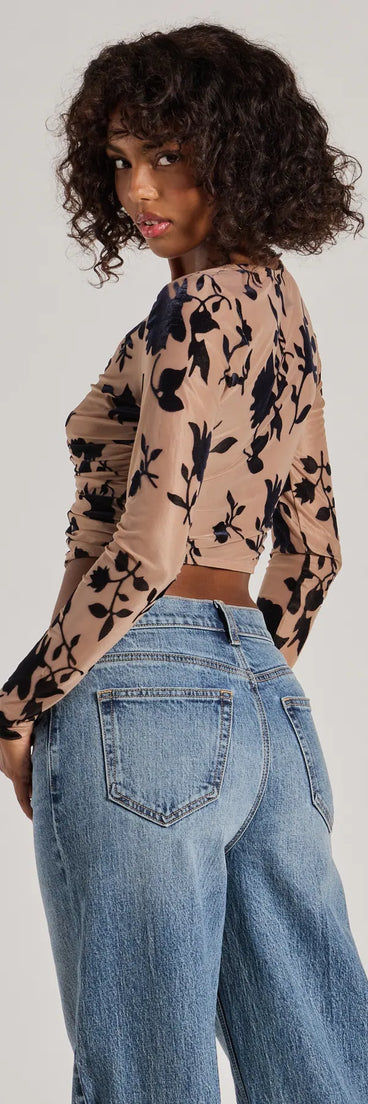 This women's nude long-sleeve top combines seasonal color with rich texture, offering a versatile style that's perfect for on-trend 2025 outfits.