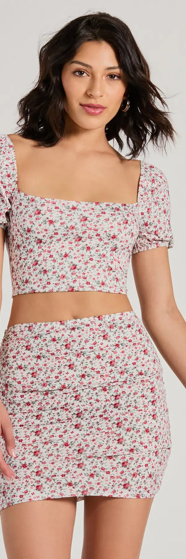 Two Cute Lace-Up Floral Crop Top