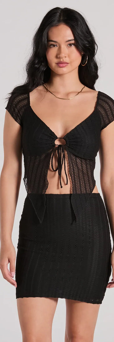 Effortlessly create party outfits or vacation-ready looks with the Set For Good Cap Sleeve Slit Texture Crop Top, one part of a versatile women's black matching set perfect for quick and easy outfit combinations from layering chic outfits to transitioning your look seamlessly.