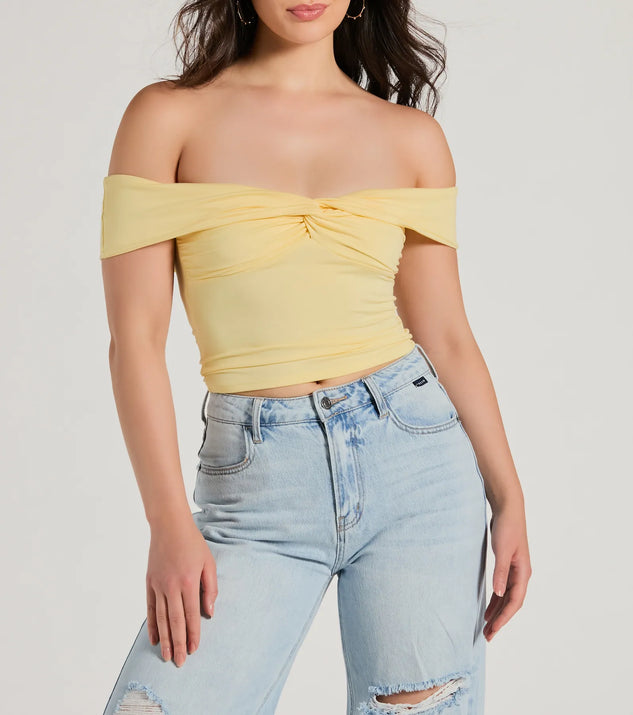 Seamless Off-the-Shoulder Crop Top