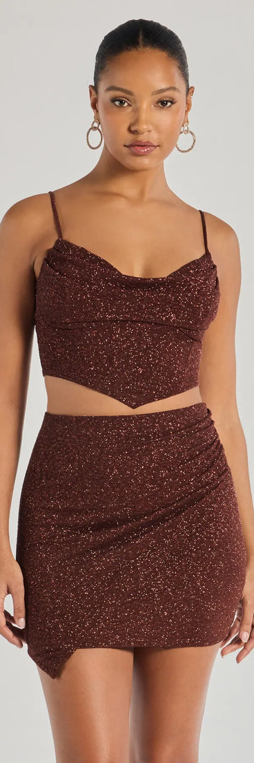 Serve effortless style and scroll-stopping energy in the Glowing Radiance Sleeveless Glitter Crop Top, part of a brown matching clothing set that does the work for you with bold, polished vibes from top to bottom.