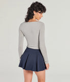 With its midriff cut and trend-forward fit, the Cute Basic Boat Neck Long Sleeve Crop Top is a heather gray crop top made to pair with skirts, denim, or whatever vibe you're feeling this season.