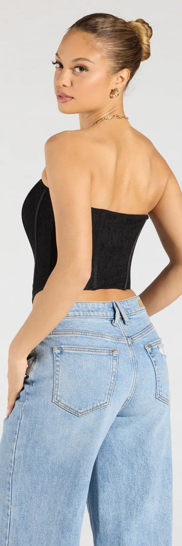 From bold to effortless, the Talk Lace Strapless Corset Top lets you define your vibe with black tops that speak your style.