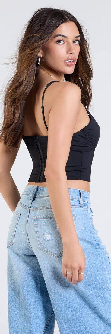 From bold to effortless, the Romantic At Heart Lace Trim Crop Top lets you define your vibe with black tops that speak your style.