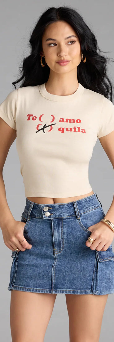 With its midriff cut and trend-forward fit, the Te Amo Tequila Graphic Tee is a ivory crop top made to pair with skirts, denim, or whatever vibe you're feeling this season.