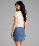 With its midriff cut and trend-forward fit, the Te Amo Tequila Graphic Tee is a ivory crop top made to pair with skirts, denim, or whatever vibe you're feeling this season.