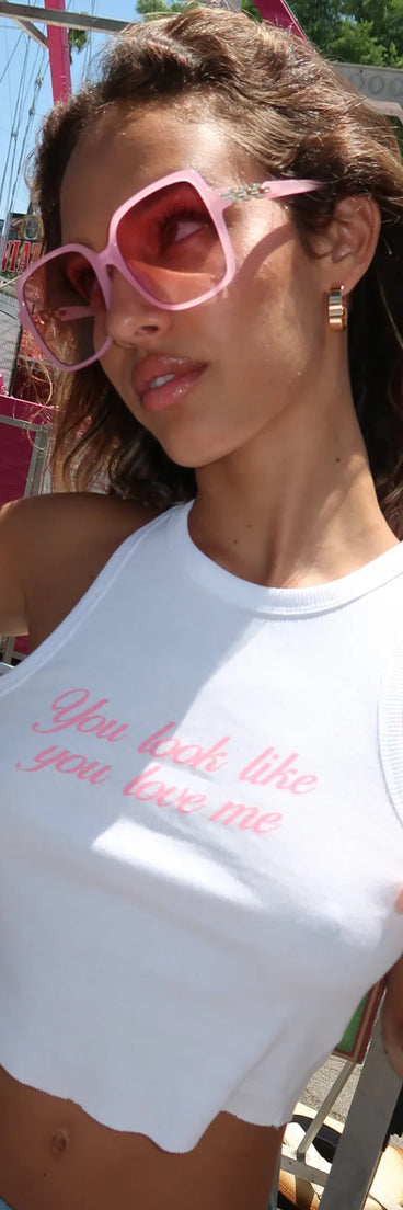 Complete your look with the You Love Me Graphic Tank Top, a trendy white top that’s ready to pair with anything in your fall rotation.