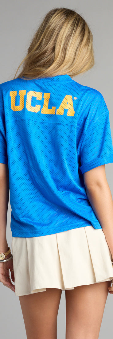 Complete your look with the Bruin® Babe UCLA® Cropped Jersey Top, a trendy top that’s ready to pair with anything in your fall rotation.