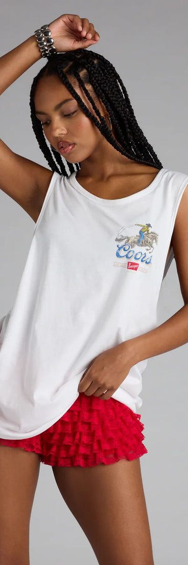 Complete your look with the Coors Light ® Western Oversized Graphic Tank Top, a trendy white top that’s ready to pair with anything in your fall rotation.