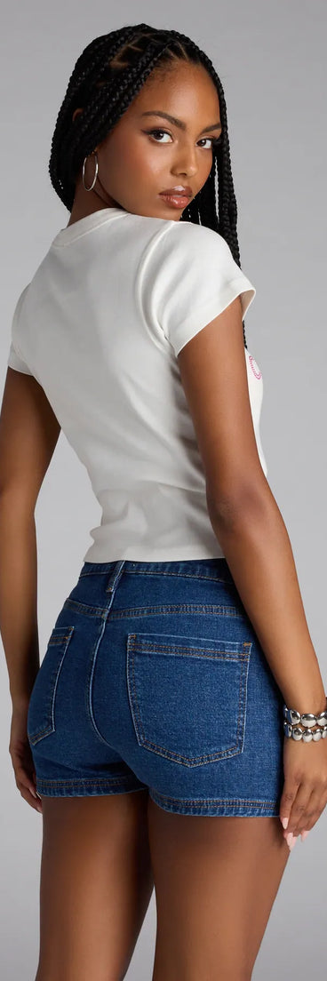 Perfect for layering or wearing solo, this short sleeve top features the Main Character Rhinestone Baby Tee in white for effortless everyday styling with jeans, cargos, or skirts.