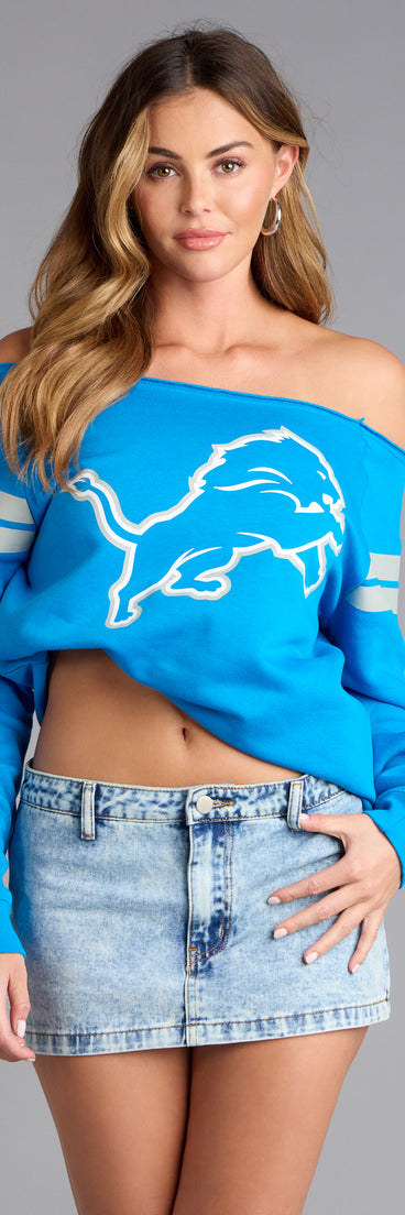 Trendy women’s tops, like the Ultra Game NFL Detroit Lions Pull-Over Top, bring effortless style for fall layering, lounging, or going out.