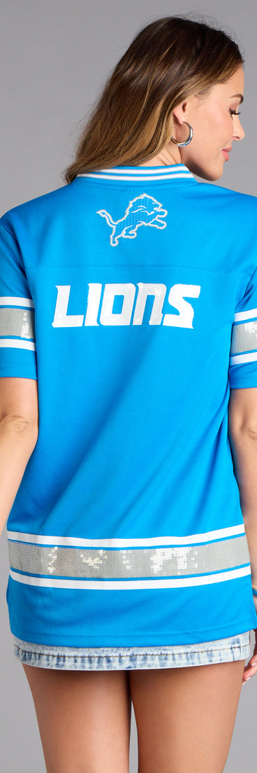 Trendy women’s tops, like the Ultra Game NFL Detroit Lions Top, bring effortless style for fall layering, lounging, or going out.