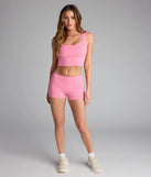 For college campus looks, game day outfits, or a bold going-out vibe, the Elevated Era Ribbed Knit Cropped Tank Top is an on-trend pink crop top that easily styles with your favorite denim.