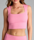 For college campus looks, game day outfits, or a bold going-out vibe, the Elevated Era Ribbed Knit Cropped Tank Top is an on-trend pink crop top that easily styles with your favorite denim.