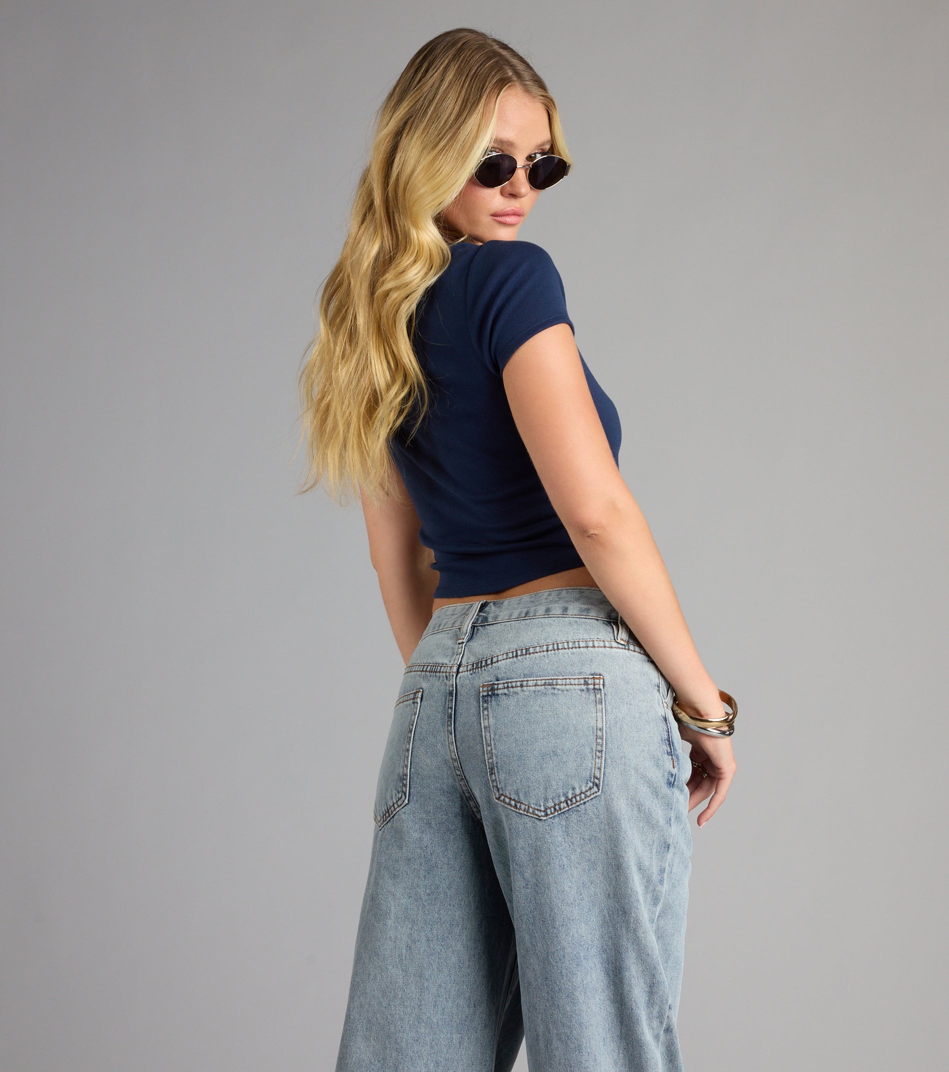 Feeling 23 Crop Graphic Tee | Windsor