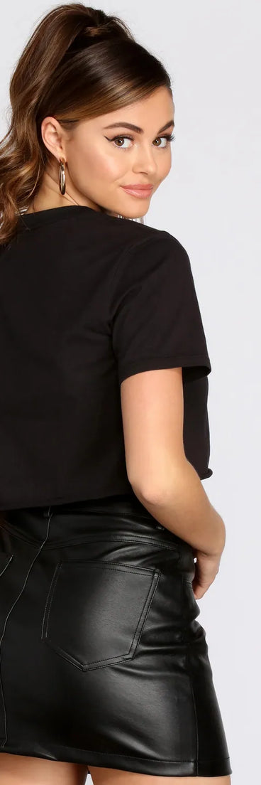 Showin' Off Ma Shamrocks Cropped Tee