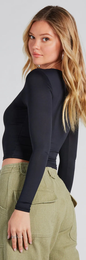 Smooth Silhouette Crew Neck Long Sleeve Top