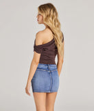 
Upgrade your style game for 2025 with the Born To Be Wild Off-Shoulder Graphic Crop Top in brown, perfect for any fashion-forward wardrobe.