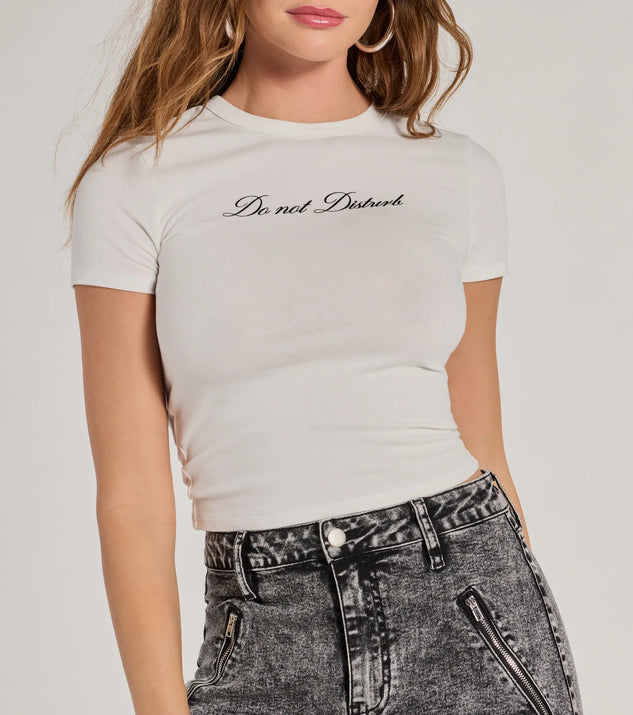Upgrade your style game for 2025 with the Do Not Disturb Cropped Graphic Tee in white, perfect for any fashion-forward wardrobe.