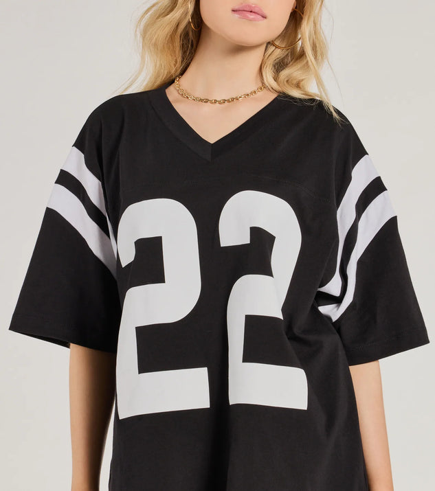 22 Oversized Graphic Tee | Windsor
